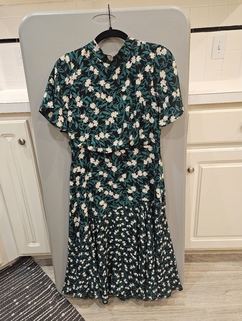 Floral Teal and White Short-Sleeve Midi Dress